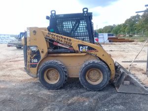 Caterpillar_csuszokormanyzasu_gep_tereprendezesre_6500ftora